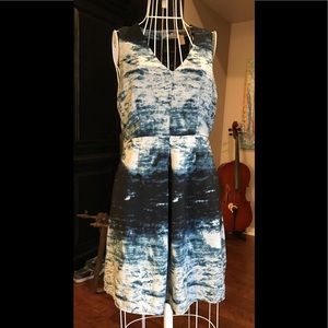 Forever 21 Contemporary Dress -size Small